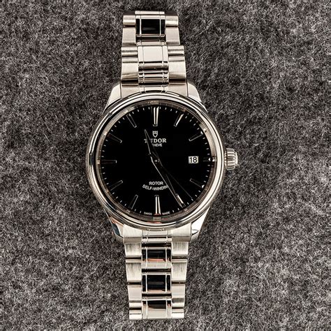 Buy Used Tudor Style 12500 .